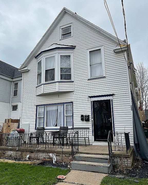 1st image of 286 Dearborn St