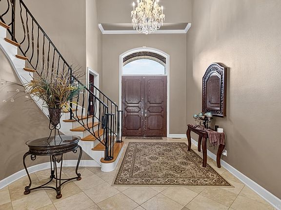 4th image of 11 Pinnacle View Cv