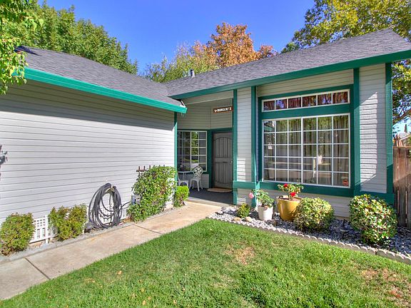 2nd image of 8205 Newport Park Ct