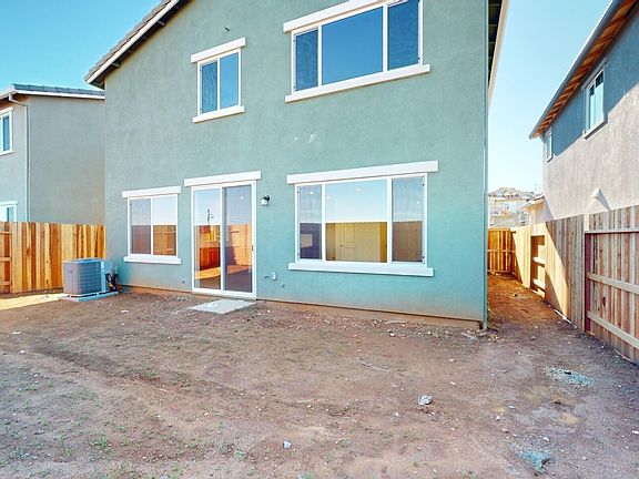 Riverblossom 474 Exterior
