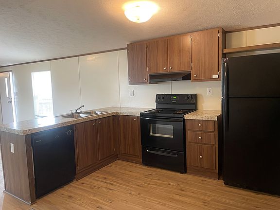 4th image of 5607 Gwenda Lea St