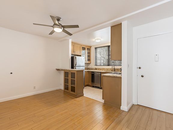 5th image of 1411 N Harper Ave APT 10