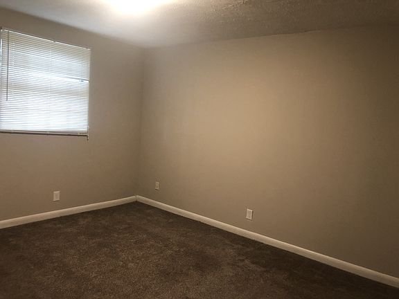 5th image of 1722 Coker Ave APT 11
