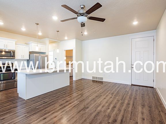 3rd image of 4645 S Locust Ln #11066031