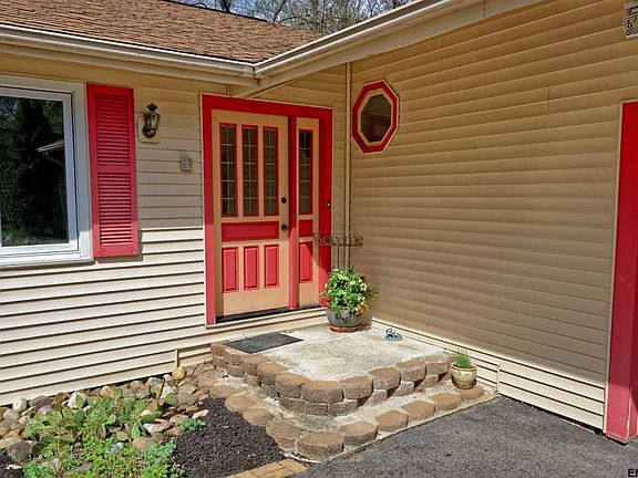 2nd image of 2468 Whitehall Ct
