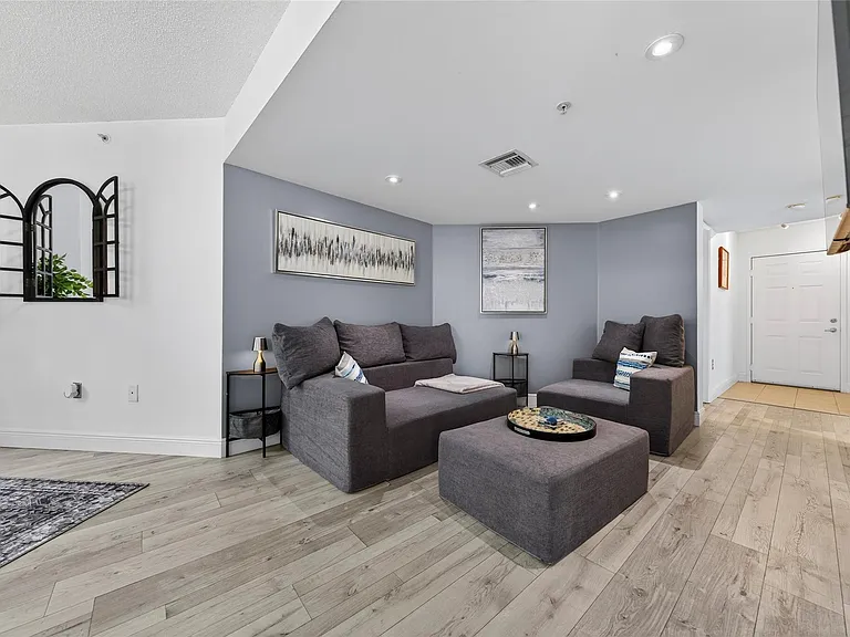 520 SE 5th Ave #2404 — Photo 6