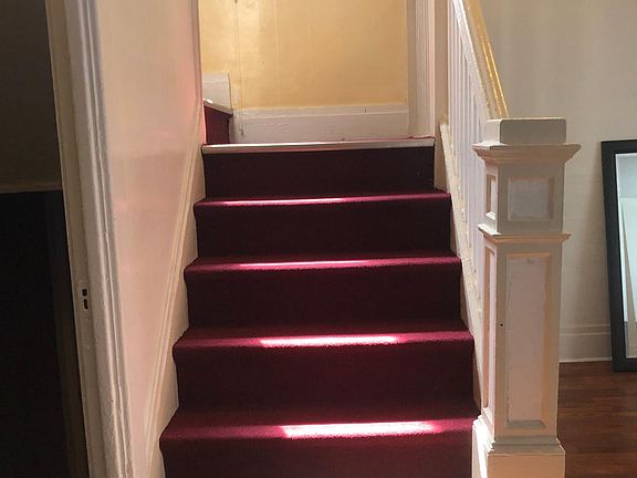 Stairs to go upstairs