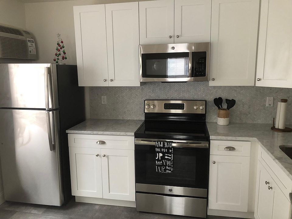 2nd image of 57 Bergen Blvd #9A