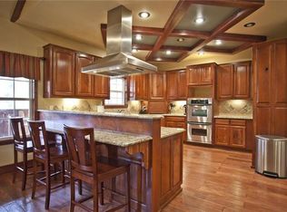 4 Totton Ln, Bella Vista, AR 72714