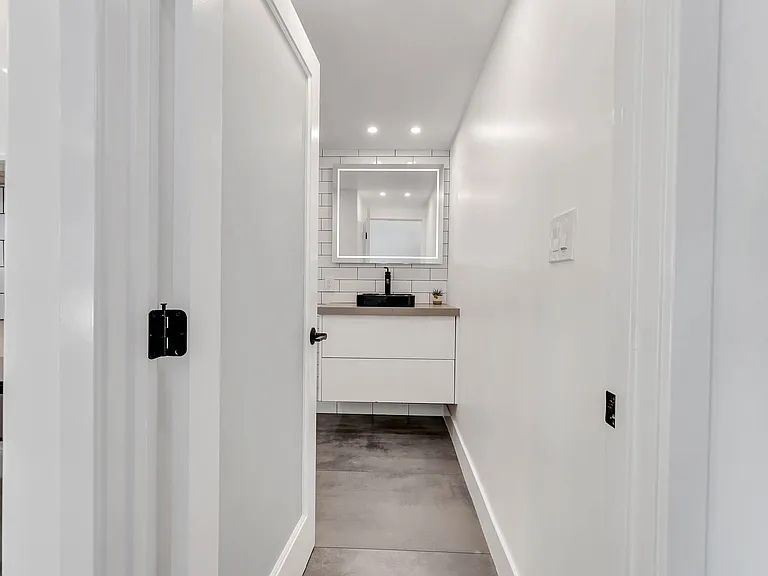 24 20th Ave #12B — Photo 7