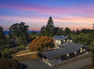 1892 Golf Course Rd, Bayside, CA 95524