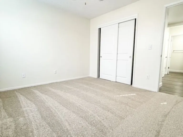 Jackson Park Place — Photo 180