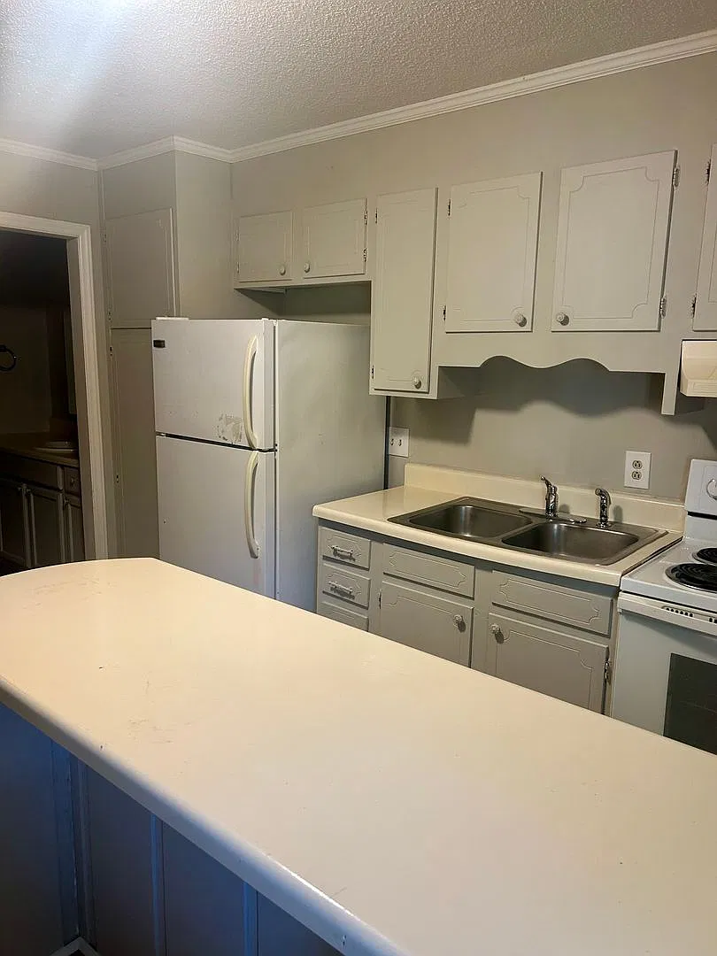 The Lofts on 7th — Photo 1