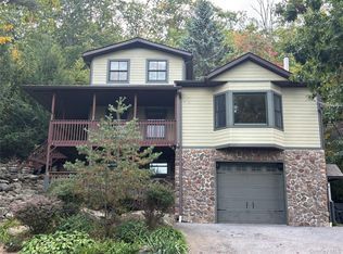 22 Deer Trl S, Greenwood Lake, NY 10925
