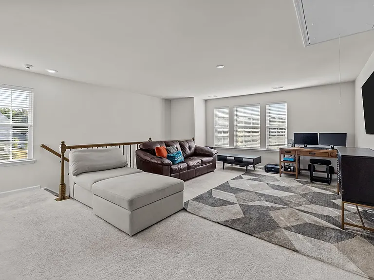 18045 Stark Way — Photo 24