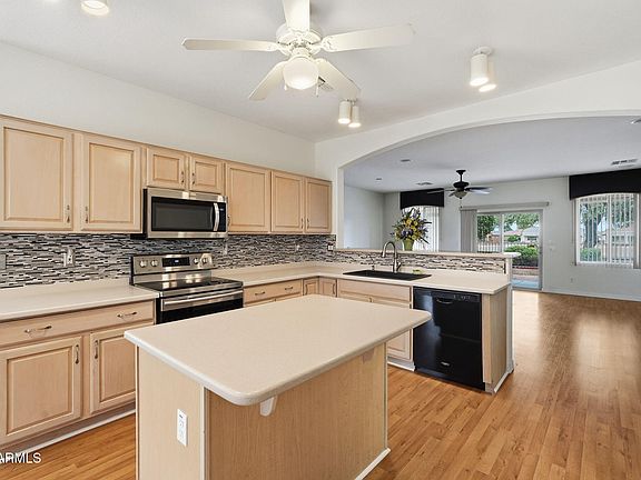 3rd image of 6288 S PINALENO Place