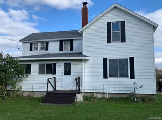 10365 East Rd, Burt, MI 48417