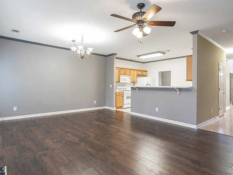 4205 Rogers Creek Ct — Photo 10