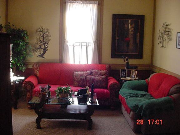 2nd image of 801 N Lee St