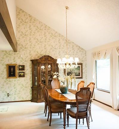 5th image of 218 Dubois Ct