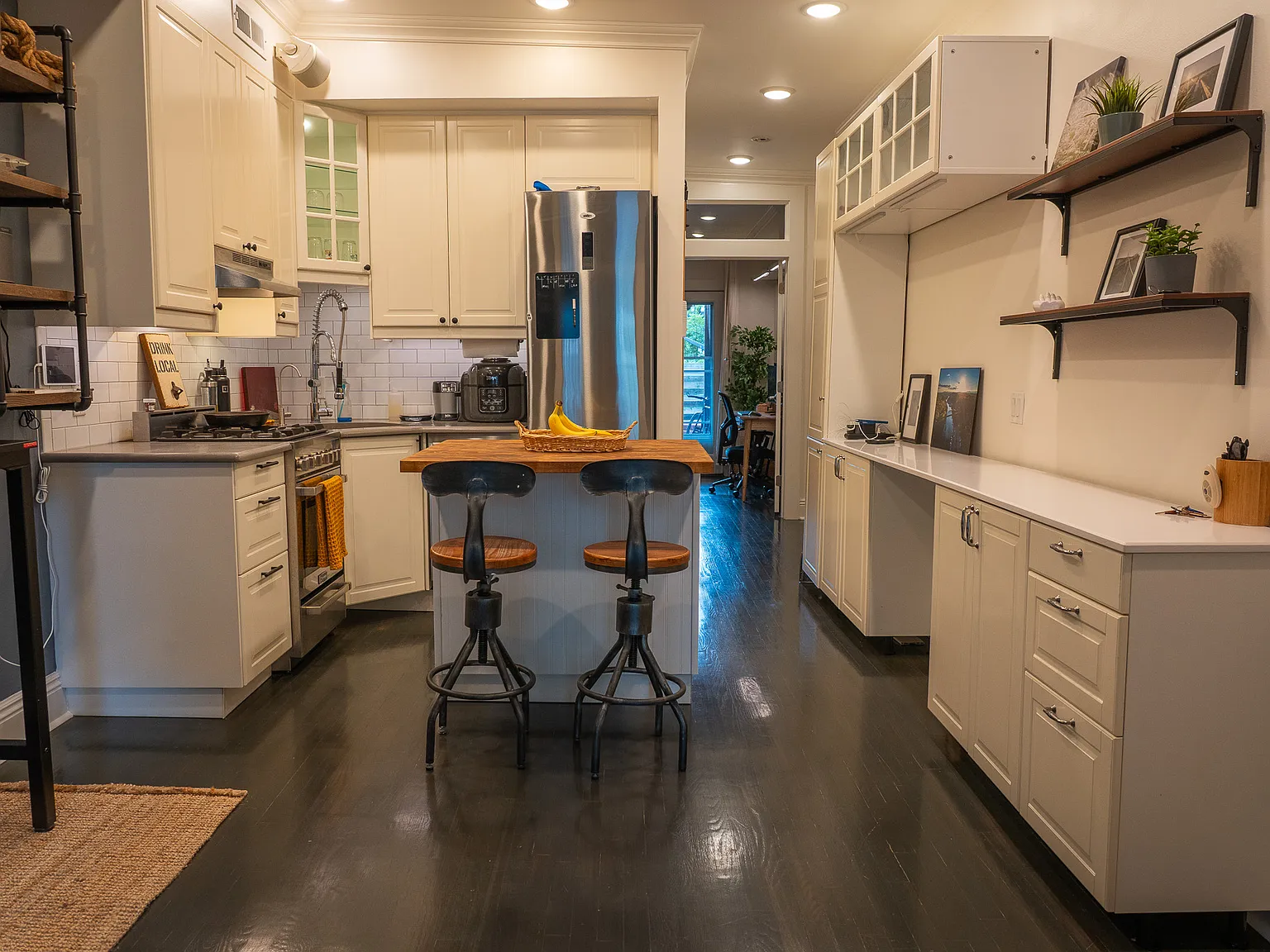 1 bed, 525 sqft, $3,300 — Photo 3