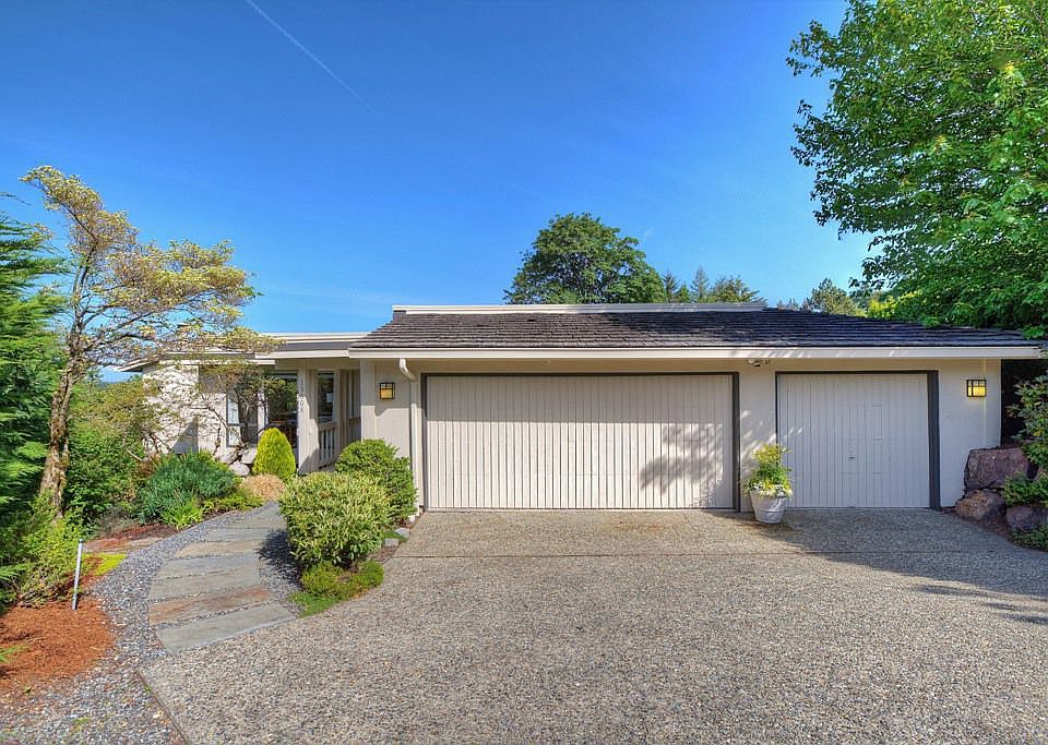 1st image of 13608 SE 58th Pl