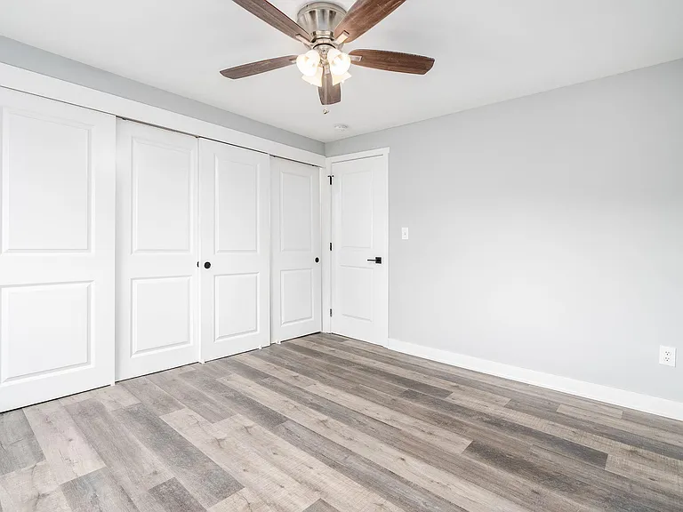 142 W 8th Ave #B — Photo 28