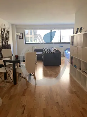 Rented by HOME RESIDENTIAL LLC | media 8