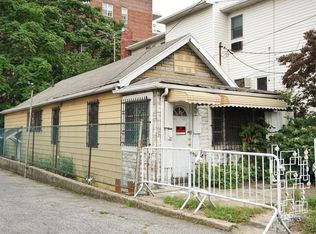 2617 E 12th St, Brooklyn, NY 11235