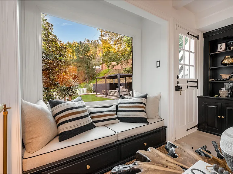3100 Coldwater Canyon Ave — Photo 38