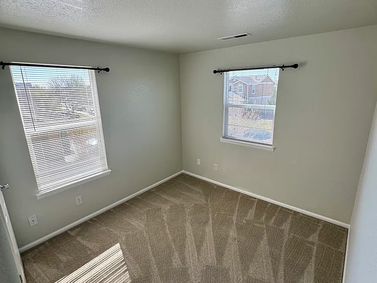 886 Ponderosa Ln — Photo 13