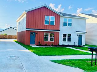 5905 Grayson St, Fort Worth, TX 76119