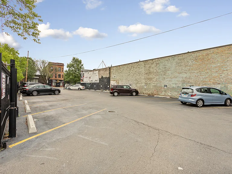 2342 N Spaulding Ave #207 — Photo 14