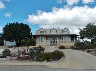 2025 Vista Ridge Dr, Kerrville, TX 78028