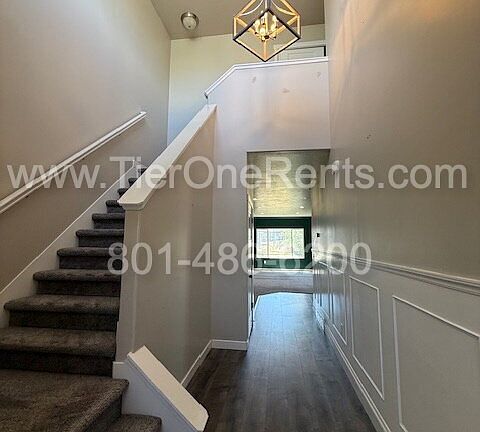 2nd image of 661 W Koins Way