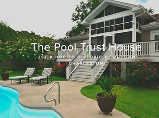 182 6th Ave, Mount Pleasant, SC 29464