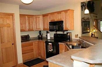 2nd image of 707 Whalen Rd