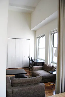 Rented by The Dressler Group LLC | media 29