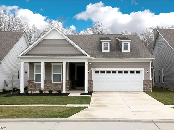 33283 Midship Dr, Avon Lake, OH 44012