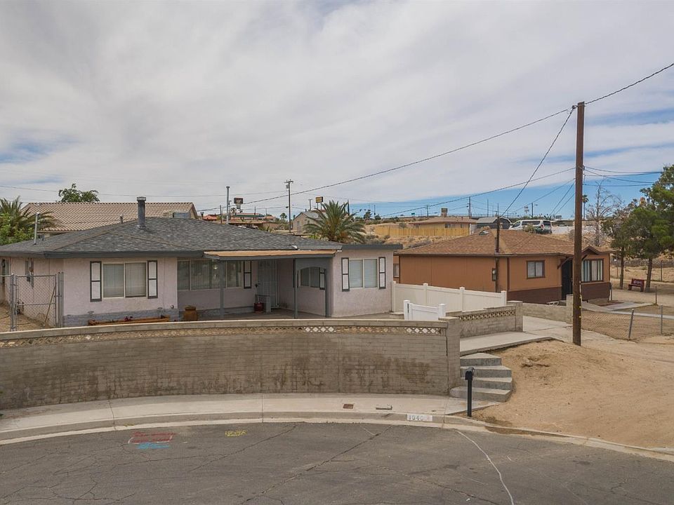 1st image of 1040 Oasis Dr