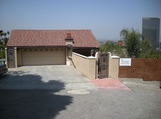 3589 Multiview Dr, Los Angeles, CA 90068