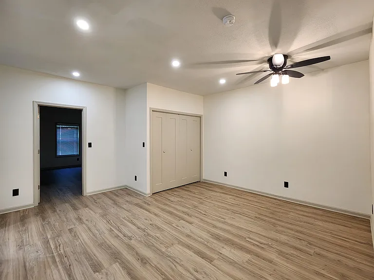 3505 Fairview St SW — Photo 6