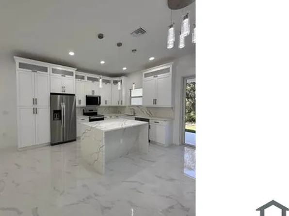 350 Limerick Ave S #350, Lehigh Acres, FL 33974