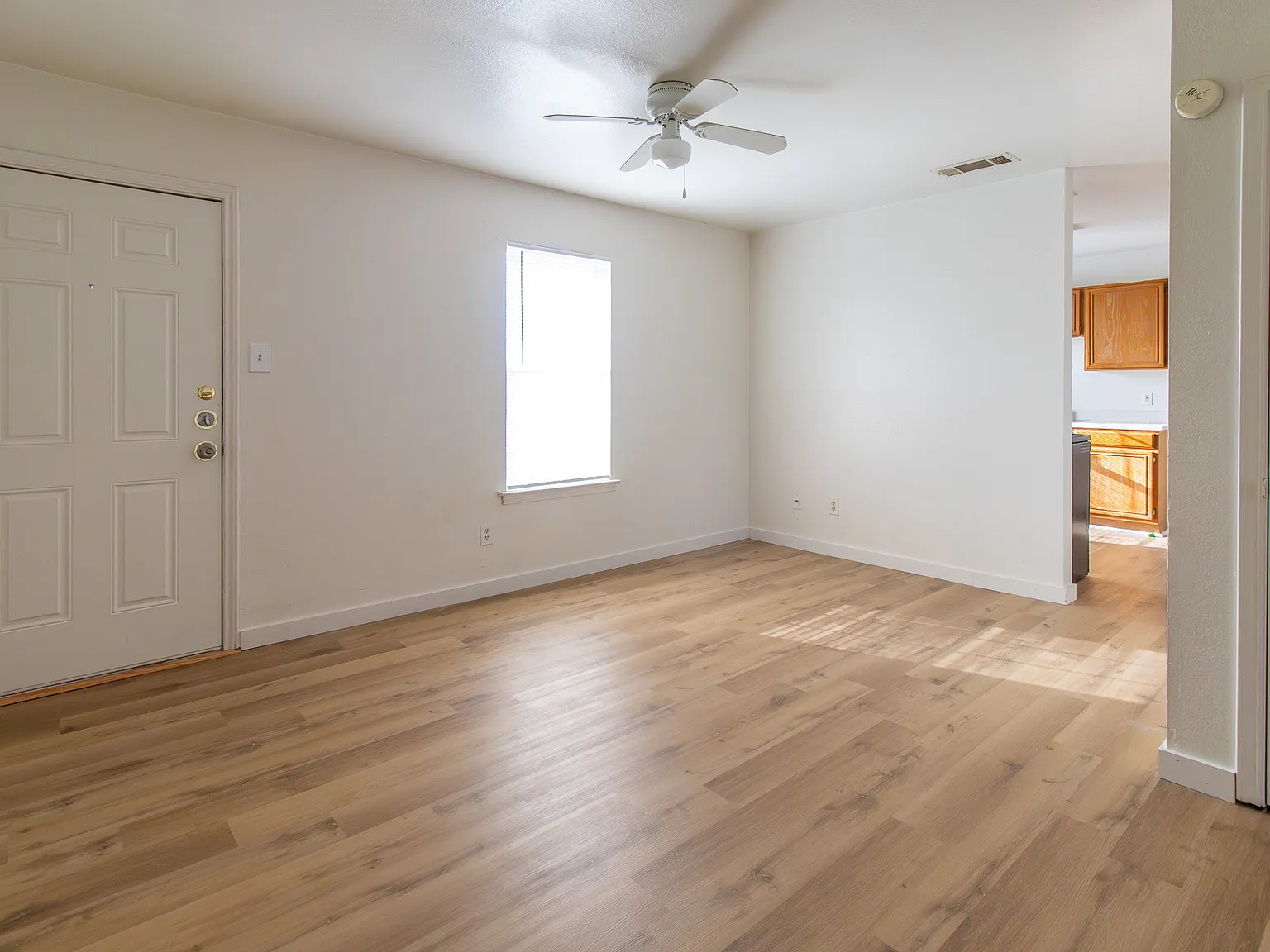 1601 Benttree Drive - 3 — Photo 4