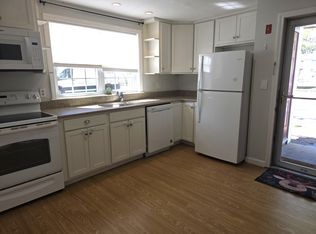 3040 Falmouth Rd APT M1, Osterville, MA 02655