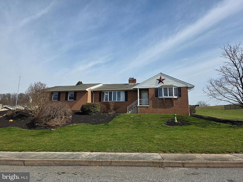 1st image of 24 Riverview Dr