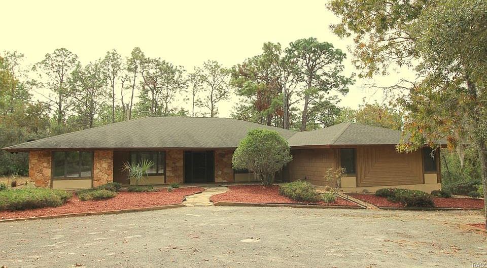 1st image of 3450 N Stirrup Dr