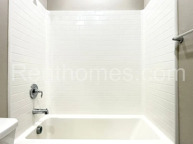 11007 Evelyn Way — Photo 18