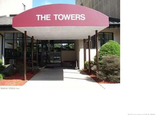 92 Putter Dr #415, Wallingford, CT 06492