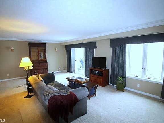 4th image of 102 Signal Hill Dr